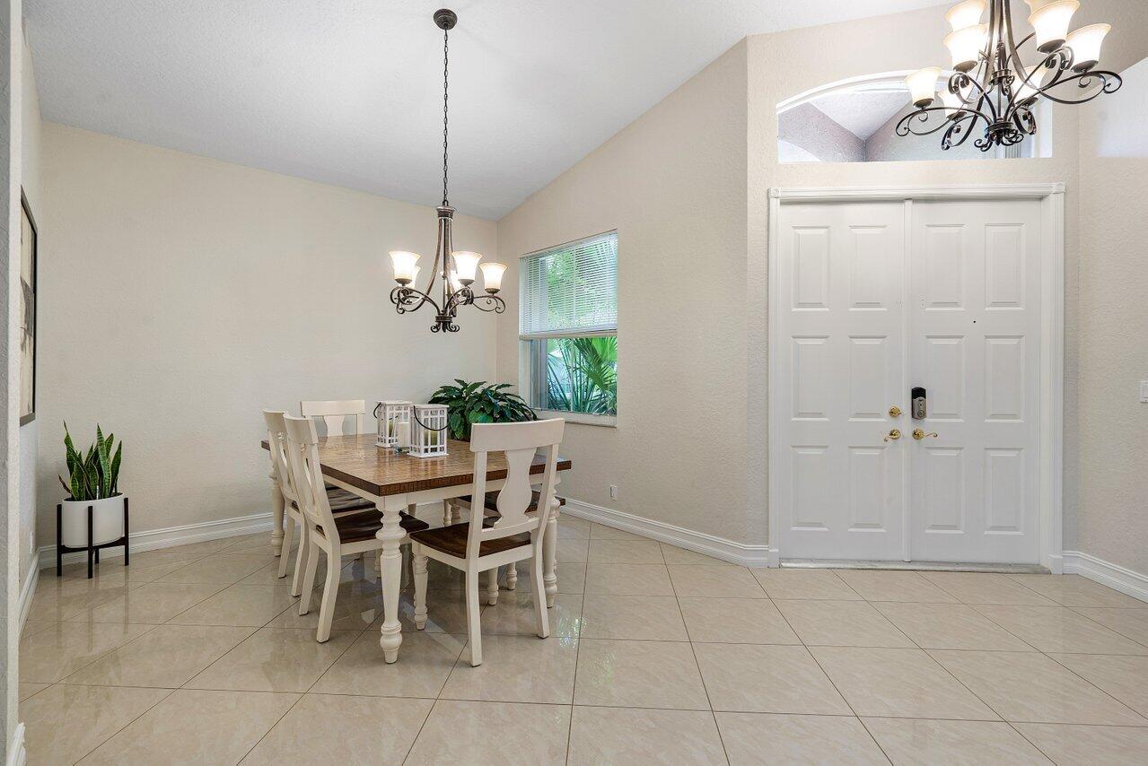 11435 Sea Grass Circle Boca Raton, FL 33498 - Photo 7 of 50 005-11435SeaGrassCircle-BocaRaton-FL-334