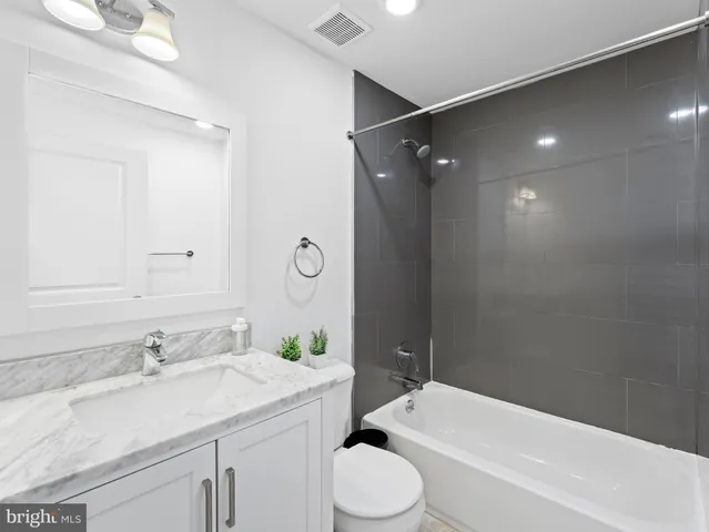 $980,000 | 1433 Ogden Street, Philadelphia, PA 19130