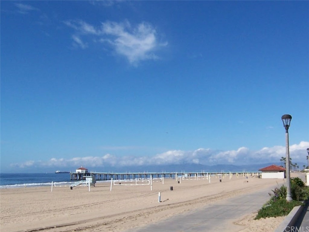614 The Strand Manhattan Beach, CA 90266 - Photo 5 of 41 a view of a road and an ocean view