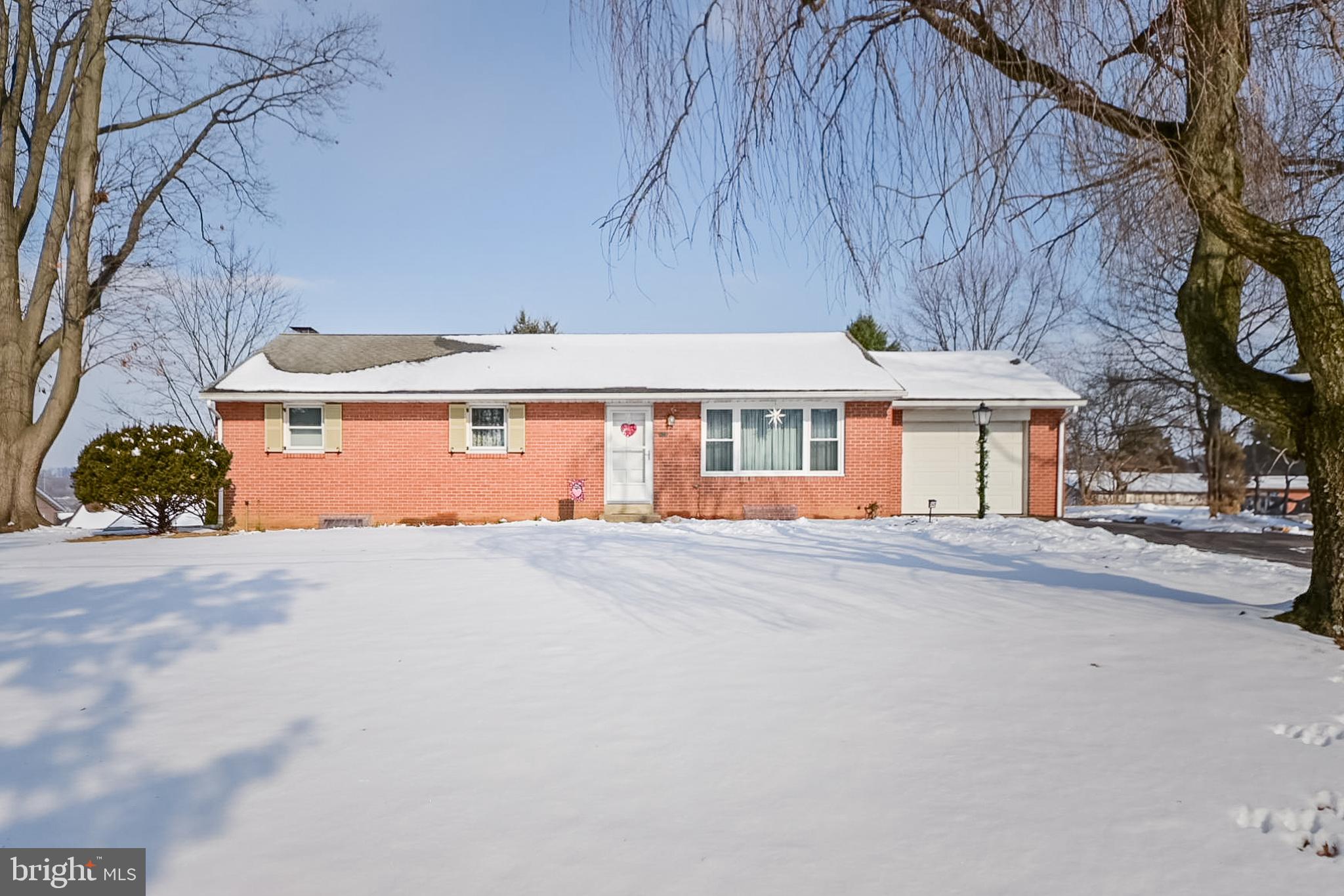 3949 Locust Grove Road Columbia, PA 17512 - Photo 4 of 36