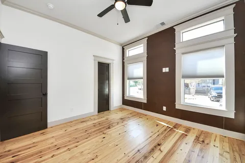 $799,999 | 1202 Archer Street, Houston, TX 77009