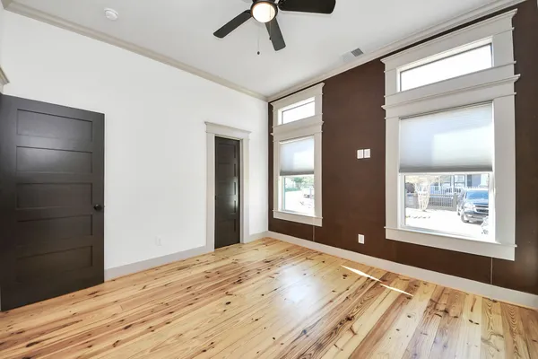 $799,999 | 1202 Archer Street, Houston, TX 77009