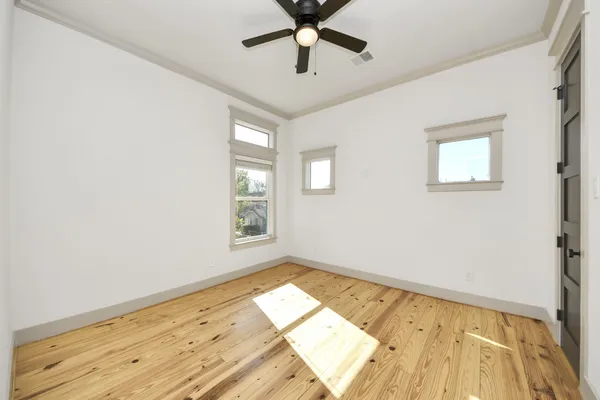 $799,999 | 1202 Archer Street, Houston, TX 77009