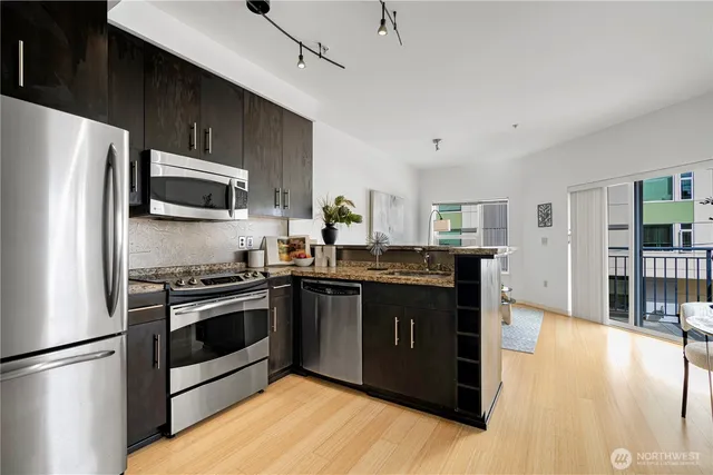 $419,000 | 1026 Northeast 65th Street, Unit 418, Seattle, WA 98115