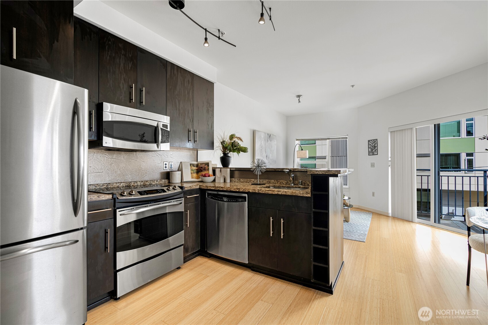 1026 Northeast 65th Street, Unit 418 Seattle, WA 98115 - Photo 12 of 25