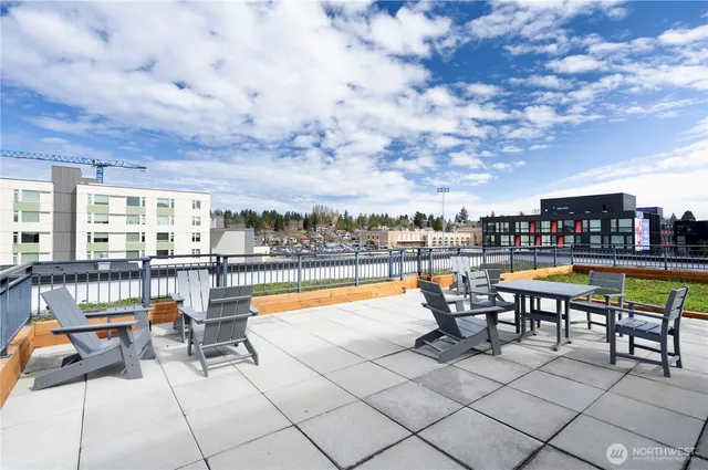 $419,000 | 1026 Northeast 65th Street, Unit 418, Seattle, WA 98115