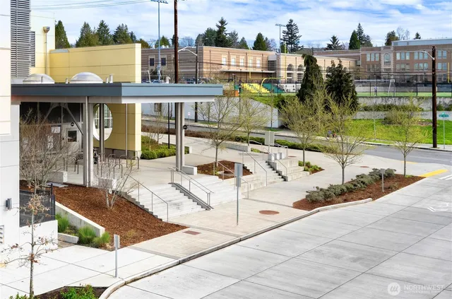 $419,000 | 1026 Northeast 65th Street, Unit 418, Seattle, WA 98115