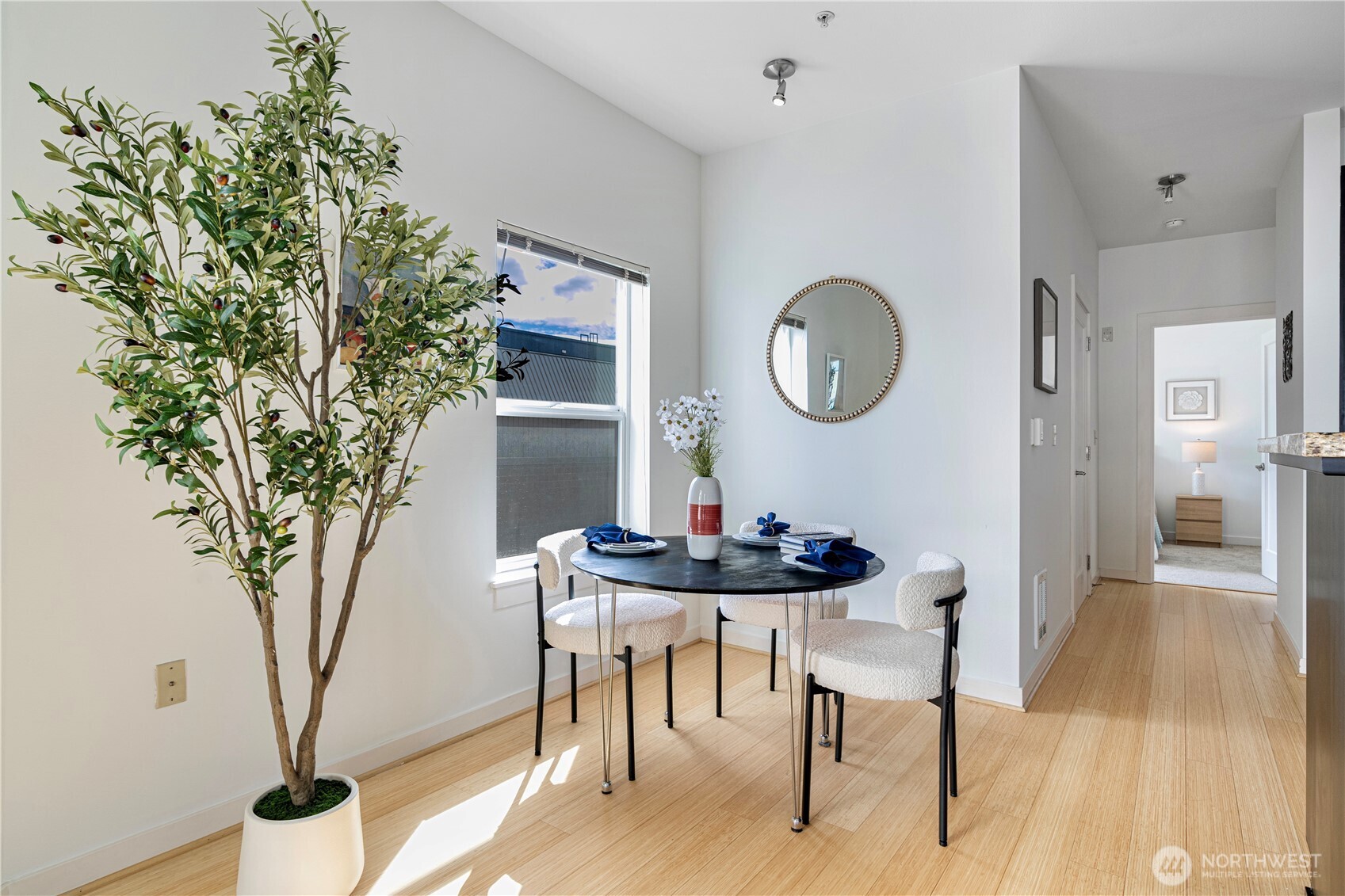 1026 Northeast 65th Street, Unit 418 Seattle, WA 98115 - Photo 8 of 25