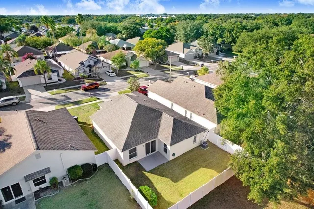 $359,000 | 517 Royal Ridge Street, Valrico, FL 33594