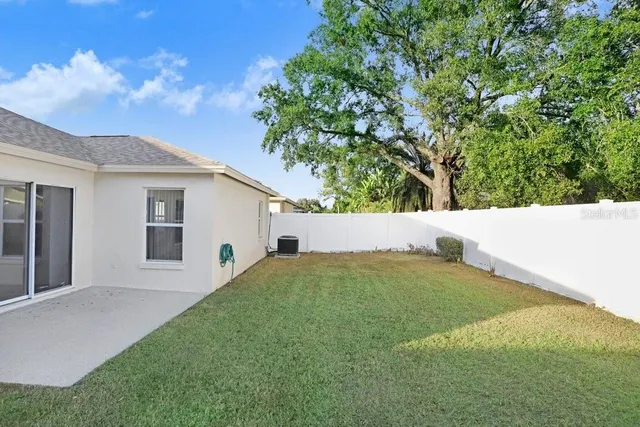 $359,000 | 517 Royal Ridge Street, Valrico, FL 33594