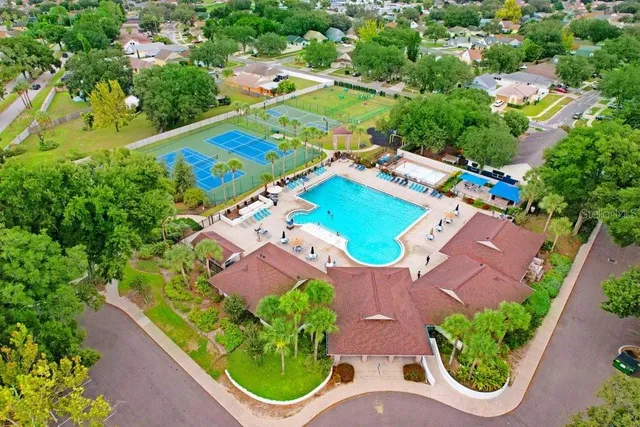 $359,000 | 517 Royal Ridge Street, Valrico, FL 33594