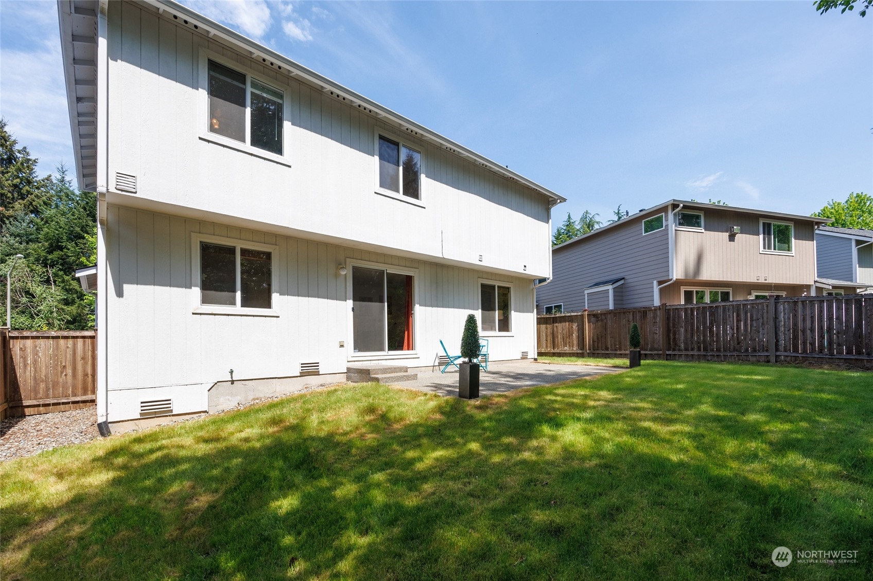 14439 Southeast 185th Place Renton, WA 98058 - Photo 32 of 36 a house view with a garden space