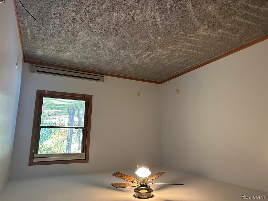 41346 Bemis Road Belleville, MI 48111 - Photo 9 of 14
