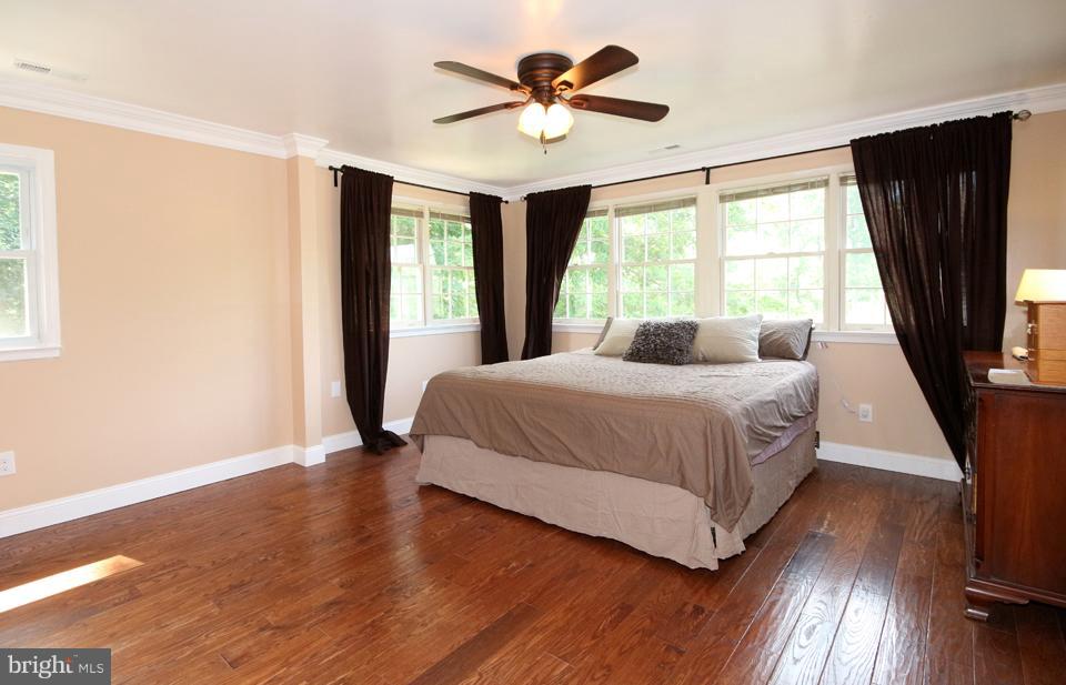 4621 Guinea Road Annandale, VA 22003 - Photo 17 of 30 Bedroom (Master)
