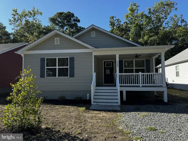 $2,150 | 225 9th Street, Colonial Beach, VA 22443