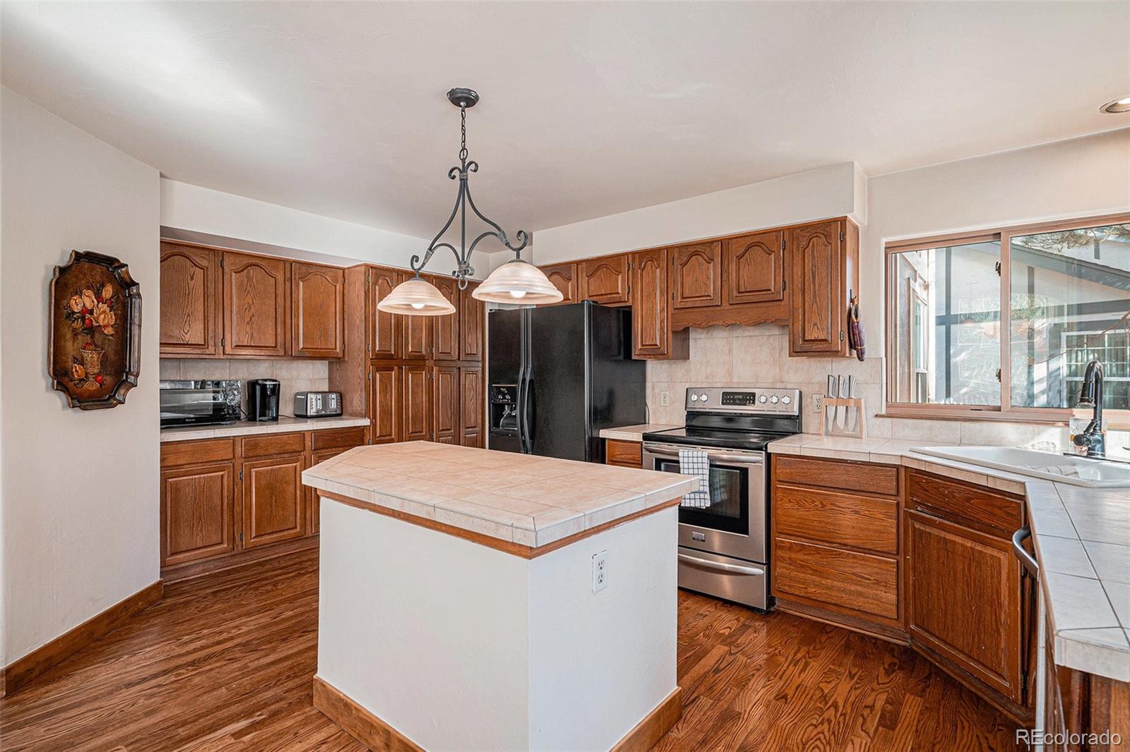 9212 Prairie View Drive Highlands Ranch, CO 80126 - Photo 13 of 37 Gallery Image 13