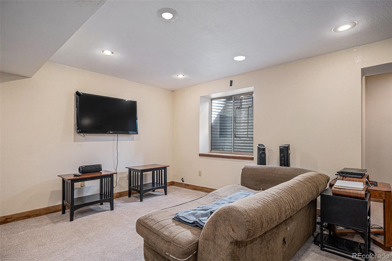 9212 Prairie View Drive Highlands Ranch, CO 80126 - Photo 29 of 37 Gallery Image 29