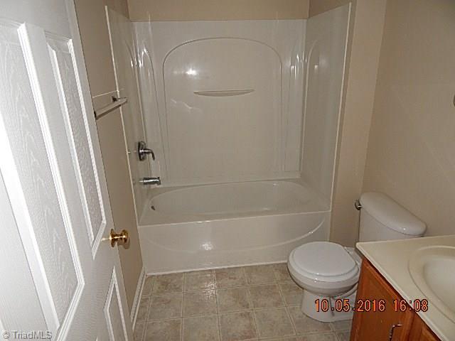 803 Hopewell Street High Point, NC 27263 - Photo 9 of 9 hall bath