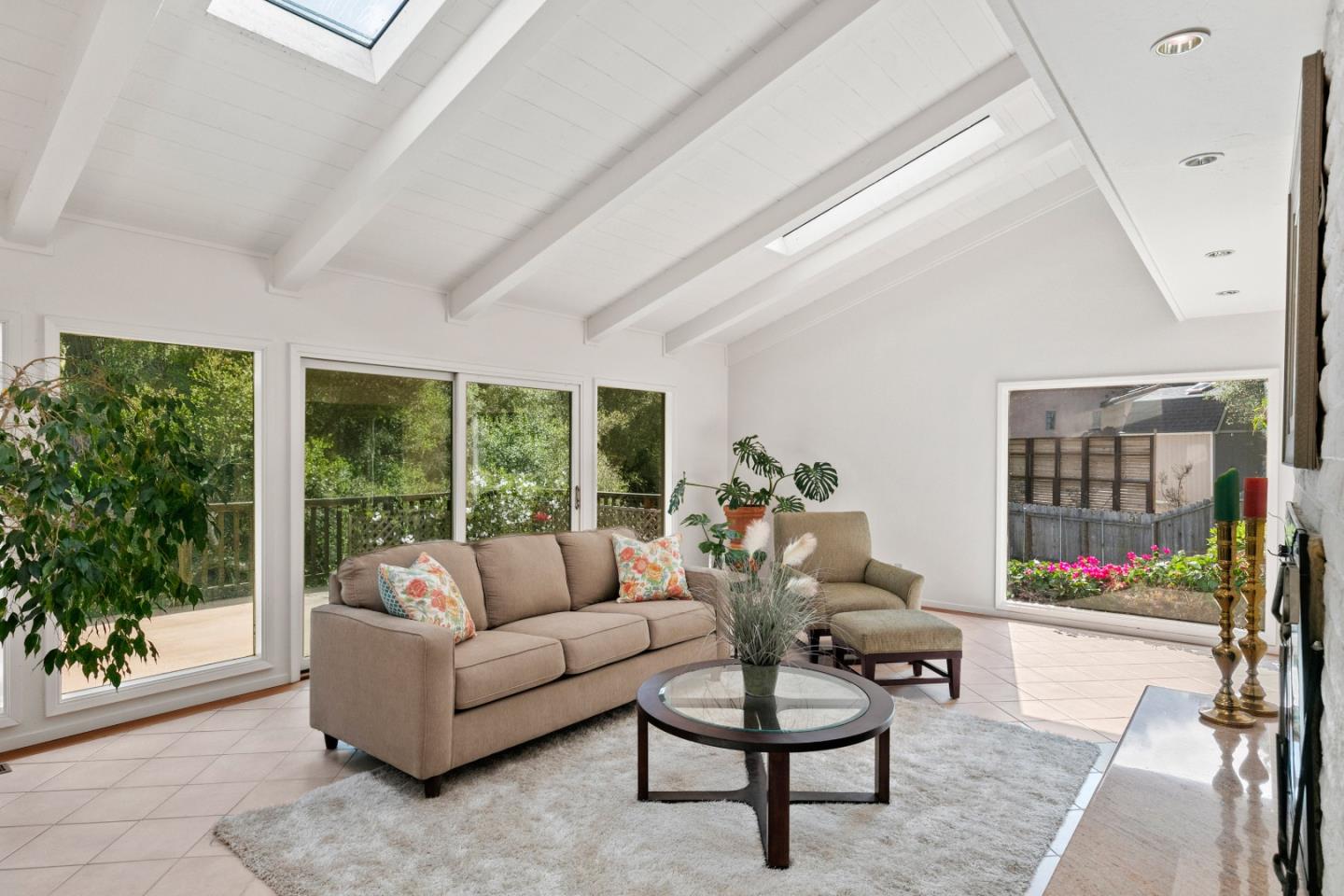1281 Sylvan Road Monterey, CA 93940 - Photo 4 of 52 Gallery Image 4