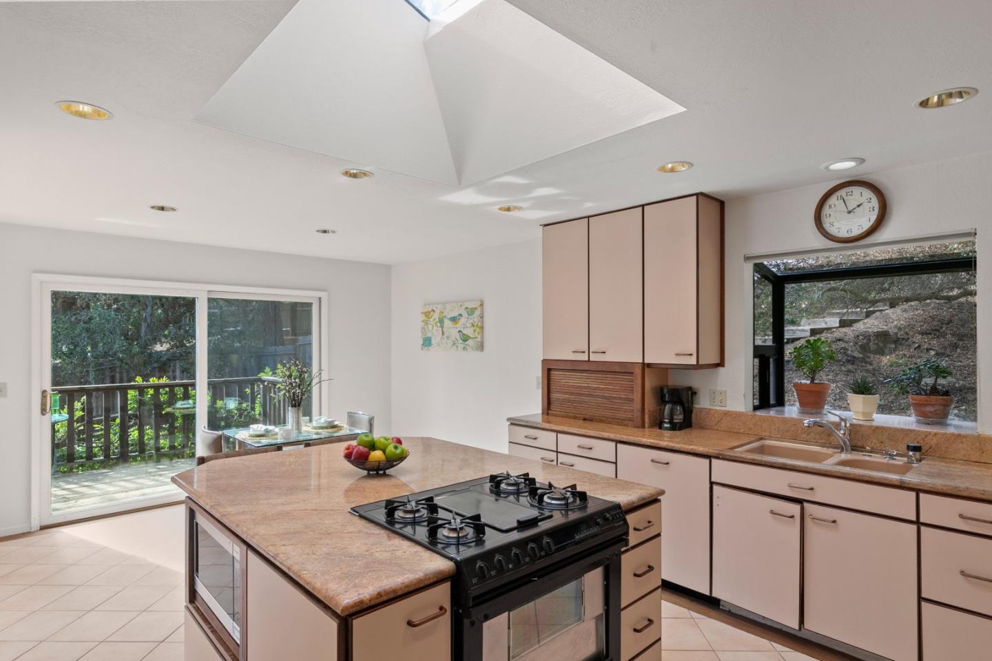 1281 Sylvan Road Monterey, CA 93940 - Photo 8 of 52 Gallery Image 8