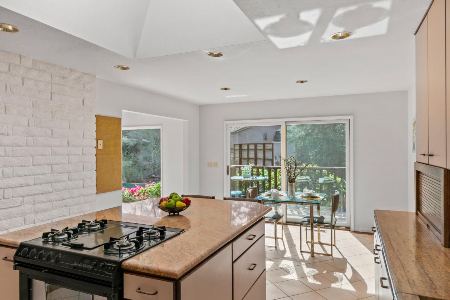 1281 Sylvan Road Monterey, CA 93940 - Photo 10 of 52 Gallery Image 10