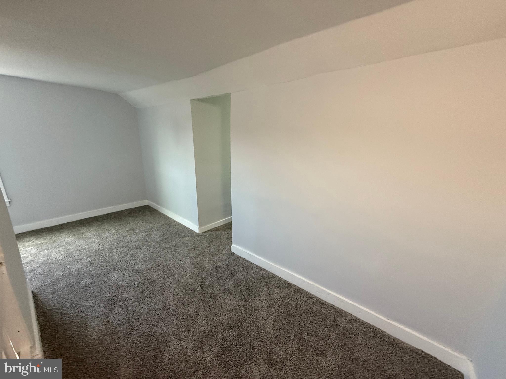 340 Middlesex Street Gloucester City, NJ 08030 - Photo 29 of 35 a view of room