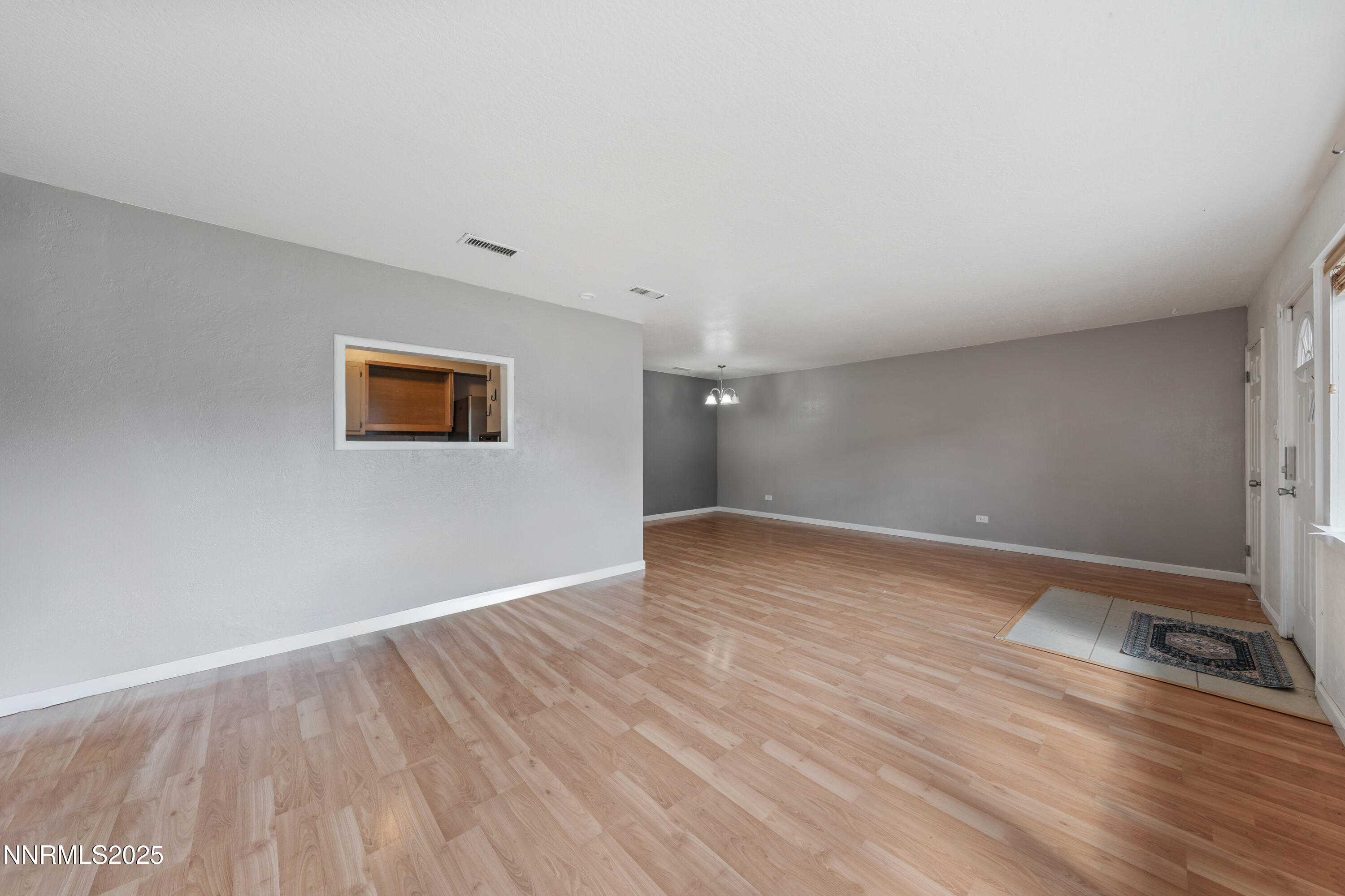 5253 Ural Street Reno, NV 89506 - Photo 7 of 39 DS202994