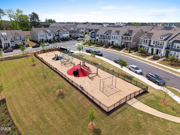 $759,900 | 1740 Deacon Fls Way, Wendell, NC 27591