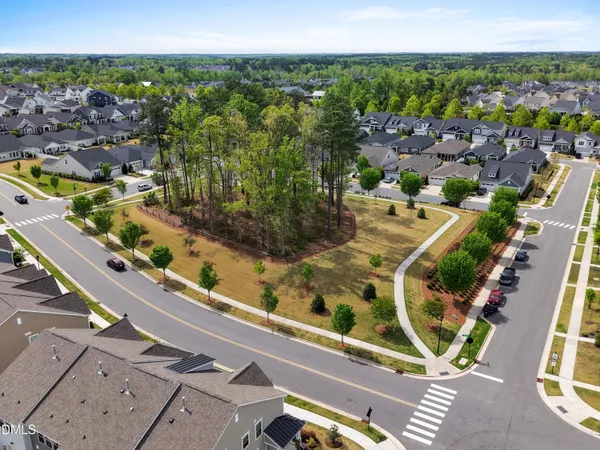 $759,900 | 1740 Deacon Fls Way, Wendell, NC 27591