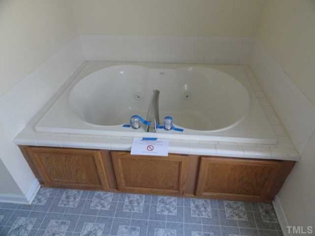 927 Lewis Road Zebulon, NC 27597 - Photo 8 of 16 Gallery Image 8