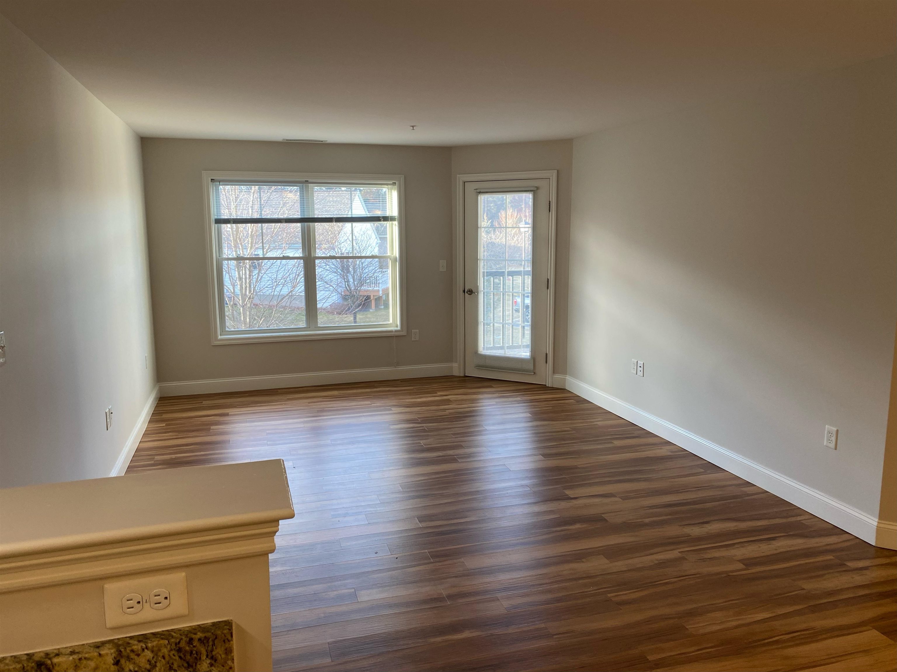 3 Furnival Road, Unit 213 Nashua, NH 03064 - Photo 2 of 14