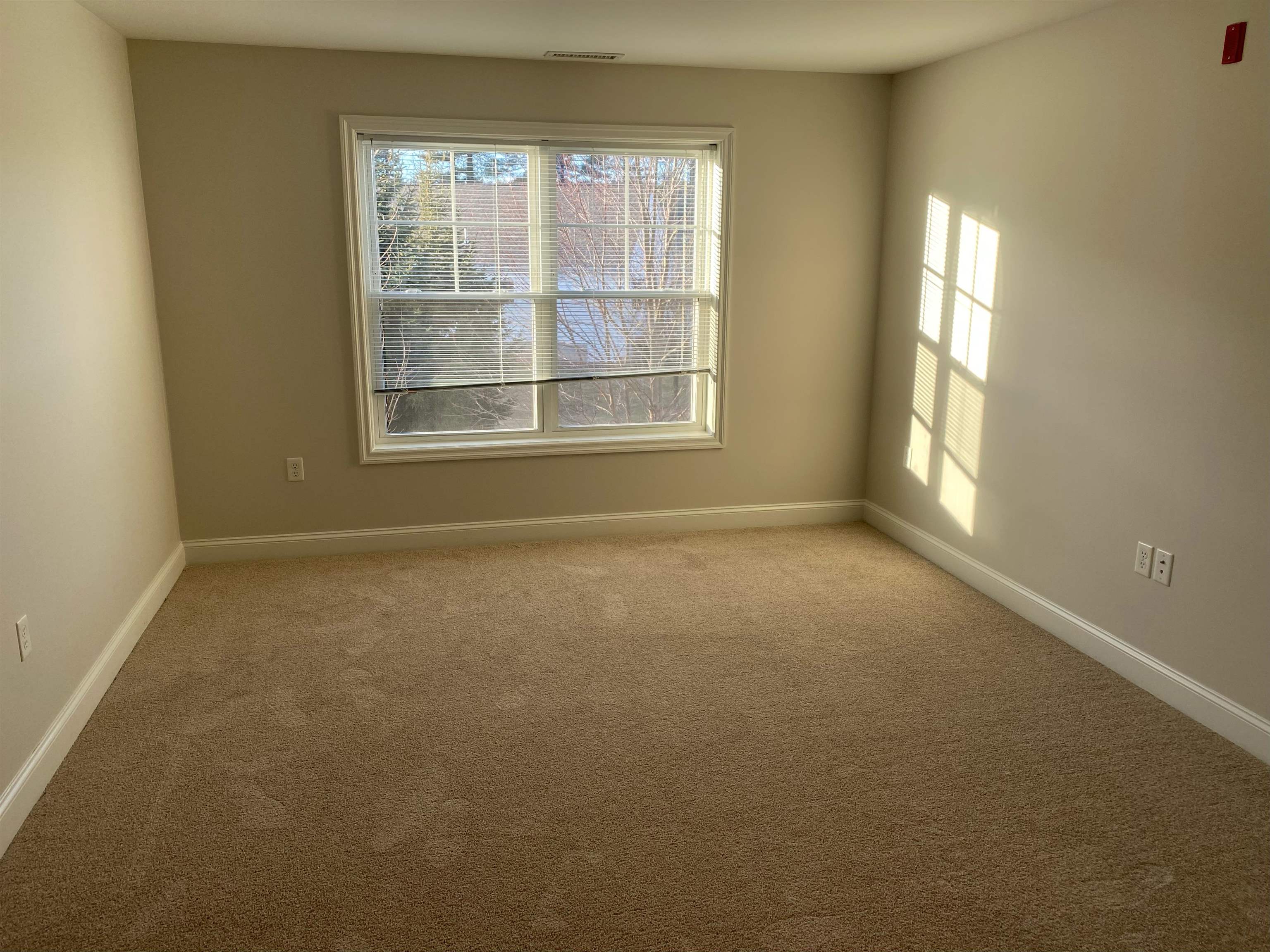 3 Furnival Road, Unit 213 Nashua, NH 03064 - Photo 6 of 14