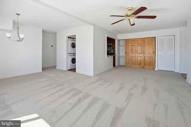 $300,000 | 7809 Dassett Court, Unit 303, Annandale, VA 22003