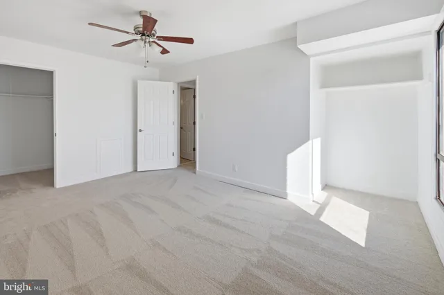 $300,000 | 7809 Dassett Court, Unit 303, Annandale, VA 22003