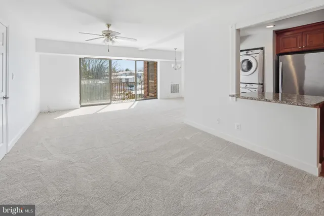 $300,000 | 7809 Dassett Court, Unit 303, Annandale, VA 22003