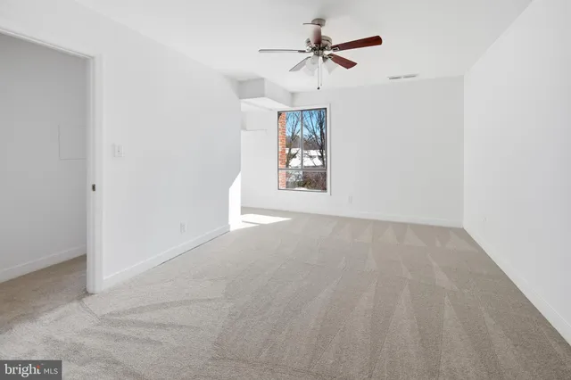 $300,000 | 7809 Dassett Court, Unit 303, Annandale, VA 22003