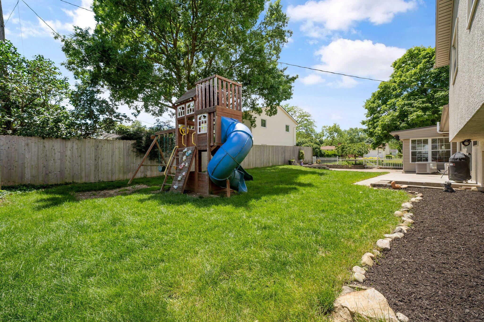 1385 Ridgeview Road Columbus, OH 43221 - Photo 48 of 54 13-web-or-mls-DSC00676