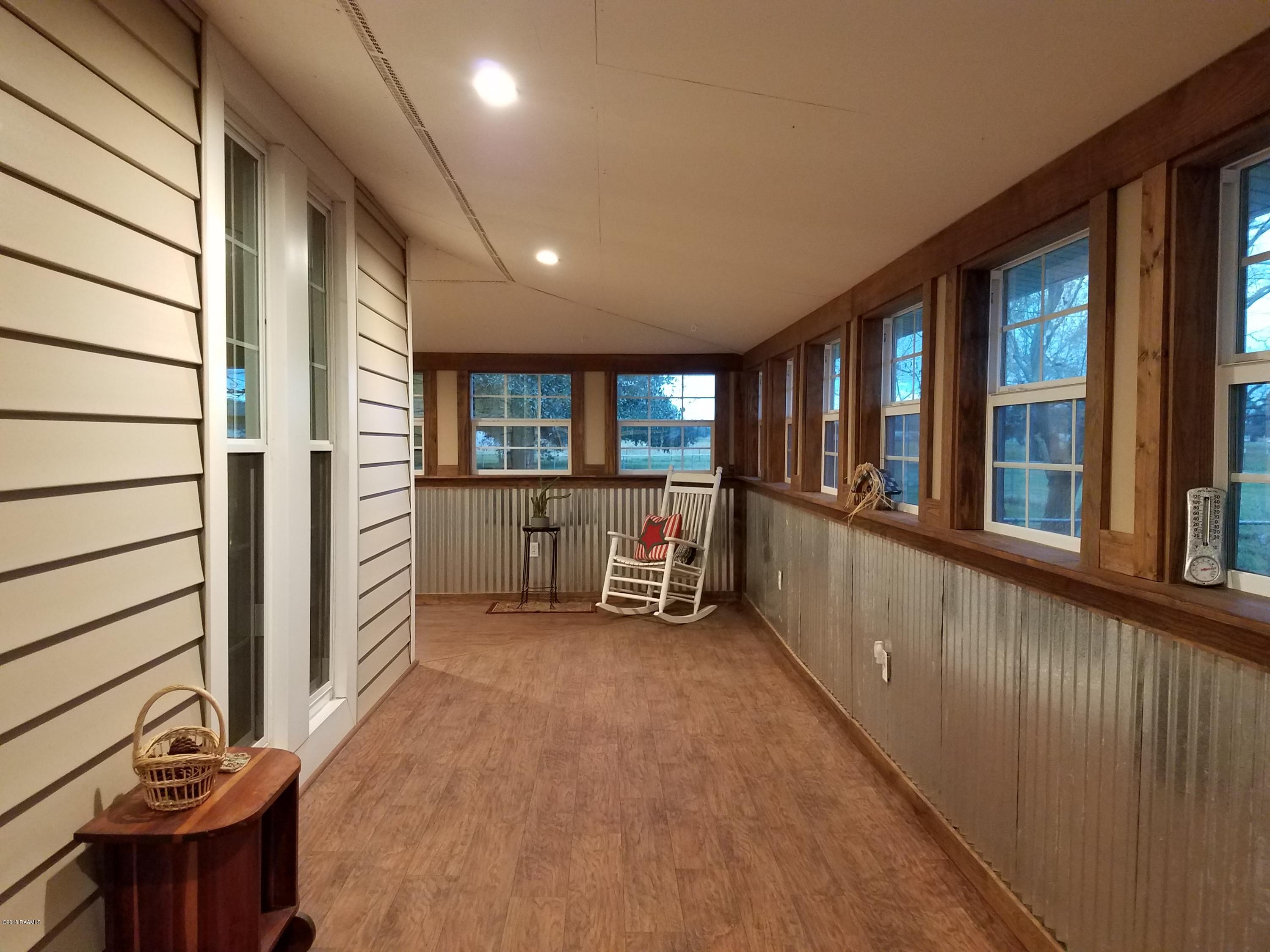515 Roger Road Scott, LA 70583 - Photo 32 of 35 20181130_165136