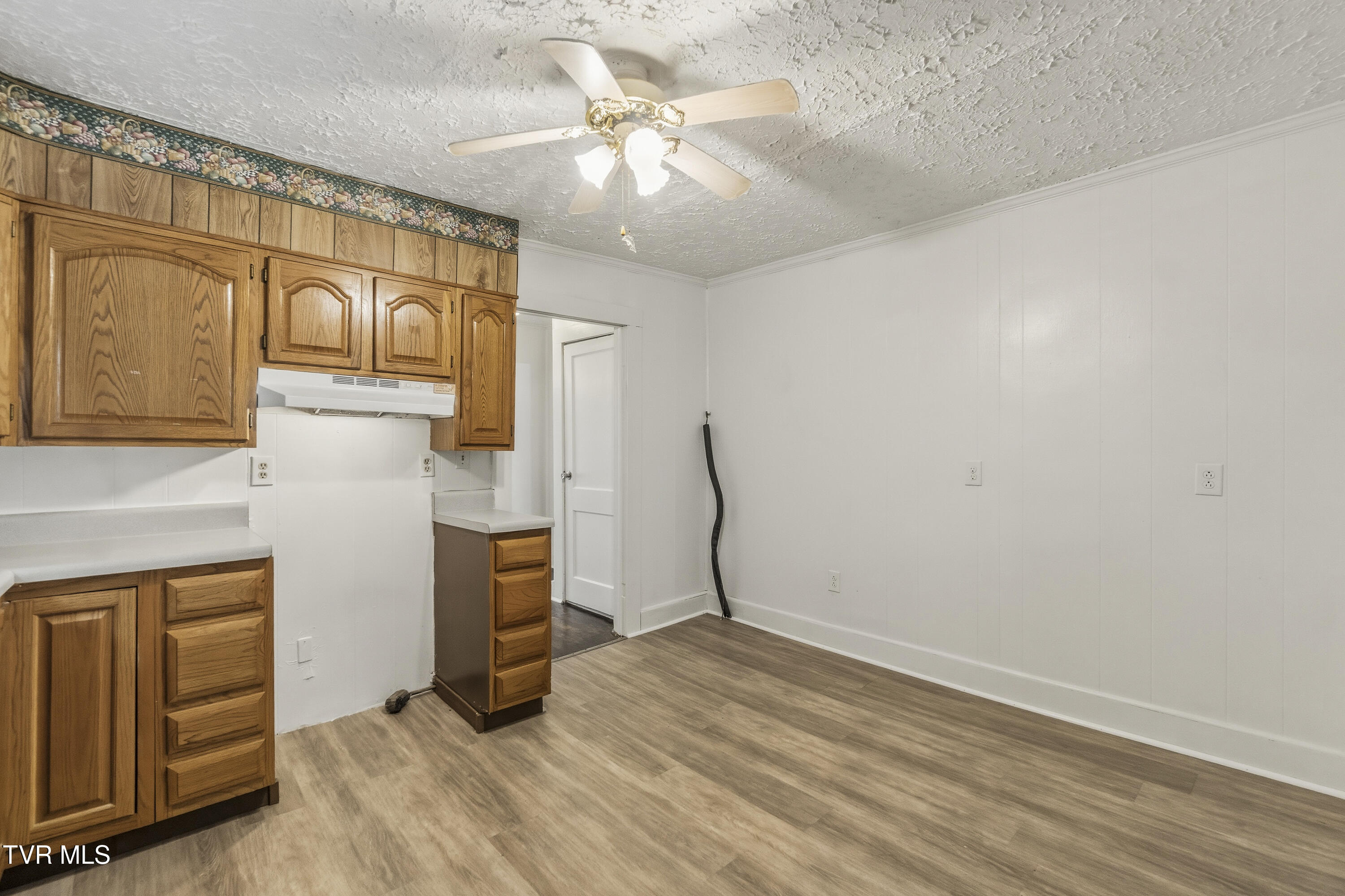 2084 Baileyton Road Greeneville, TN 37745 - Photo 11 of 57 10