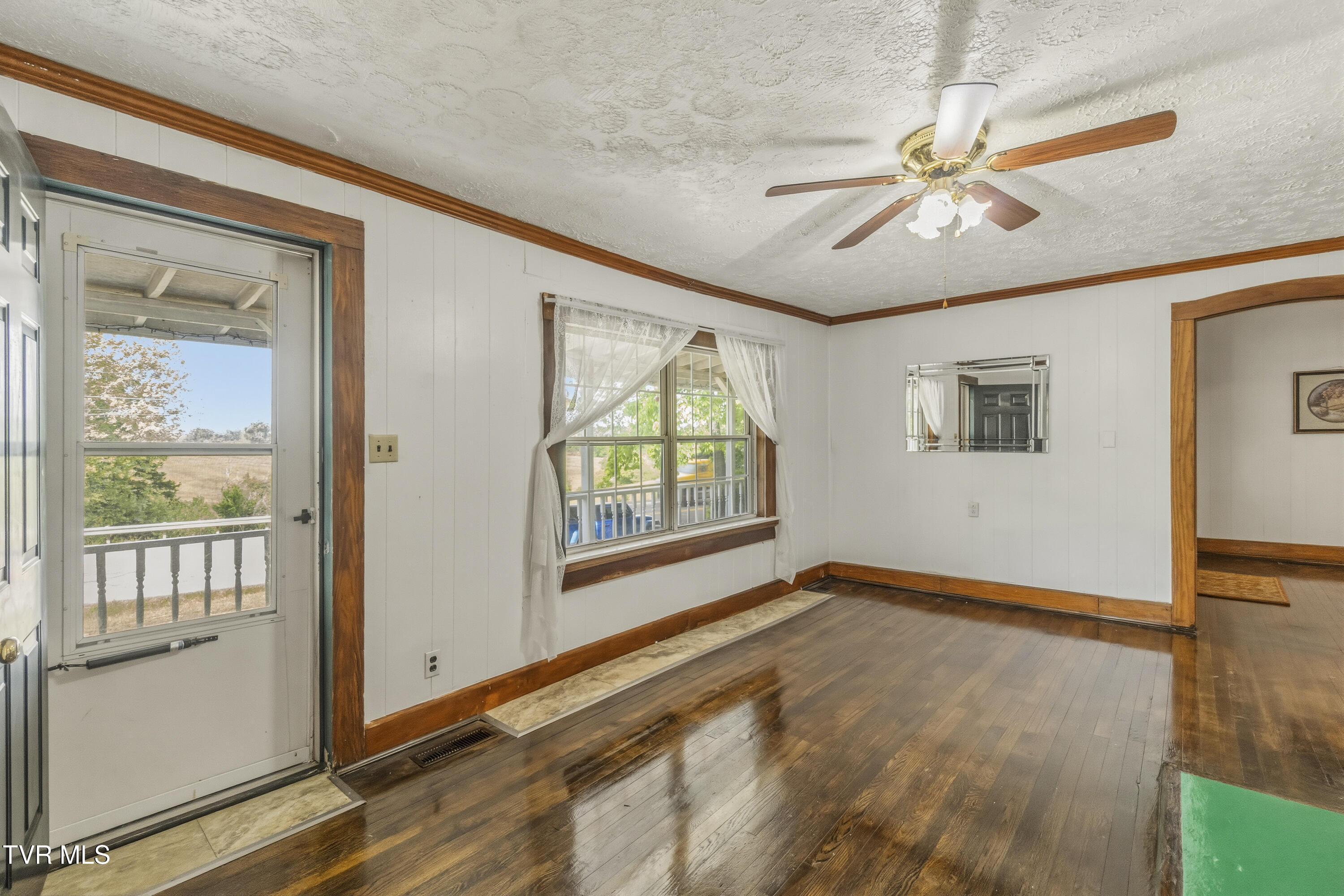 2084 Baileyton Road Greeneville, TN 37745 - Photo 13 of 57 12