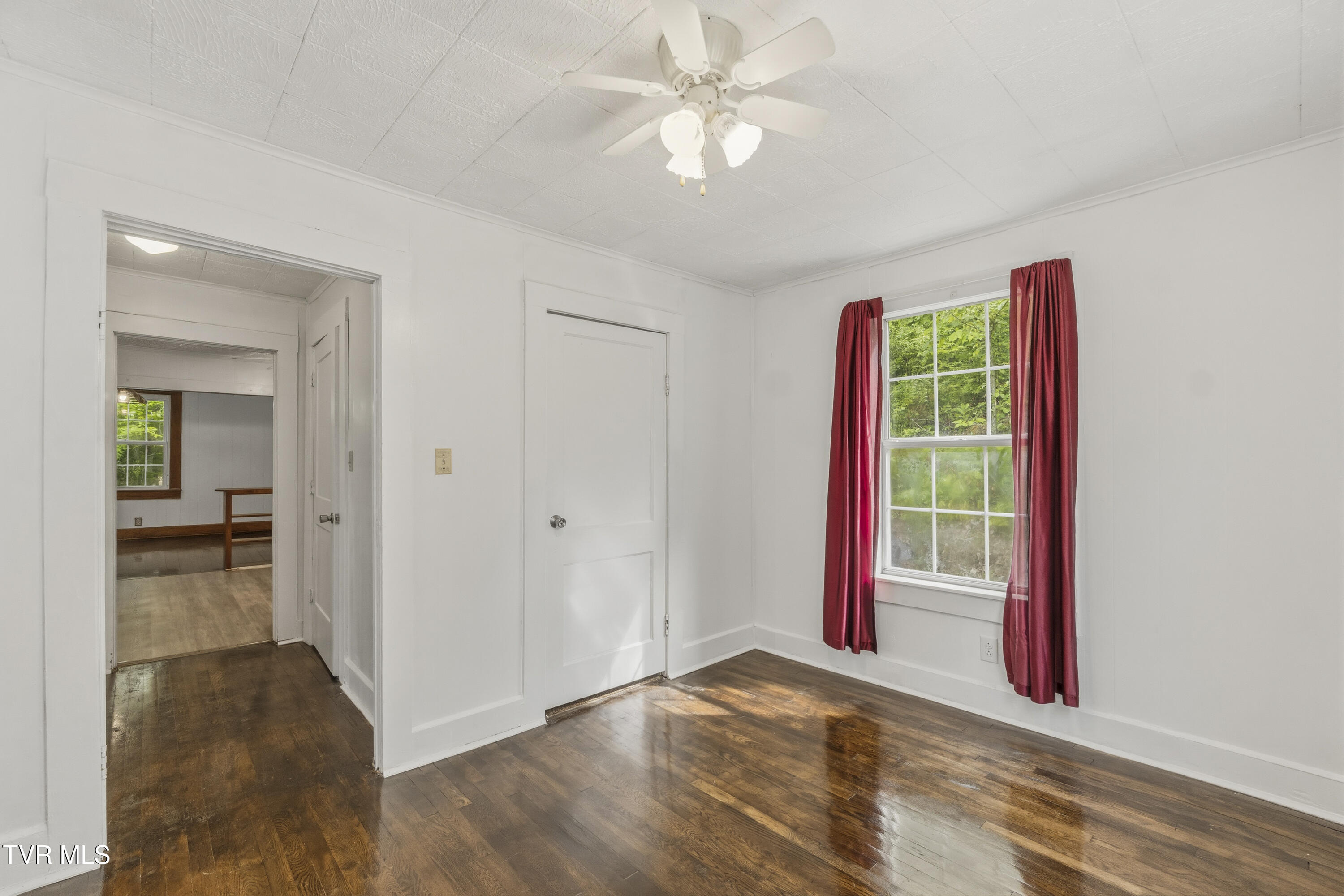 2084 Baileyton Road Greeneville, TN 37745 - Photo 25 of 57 19