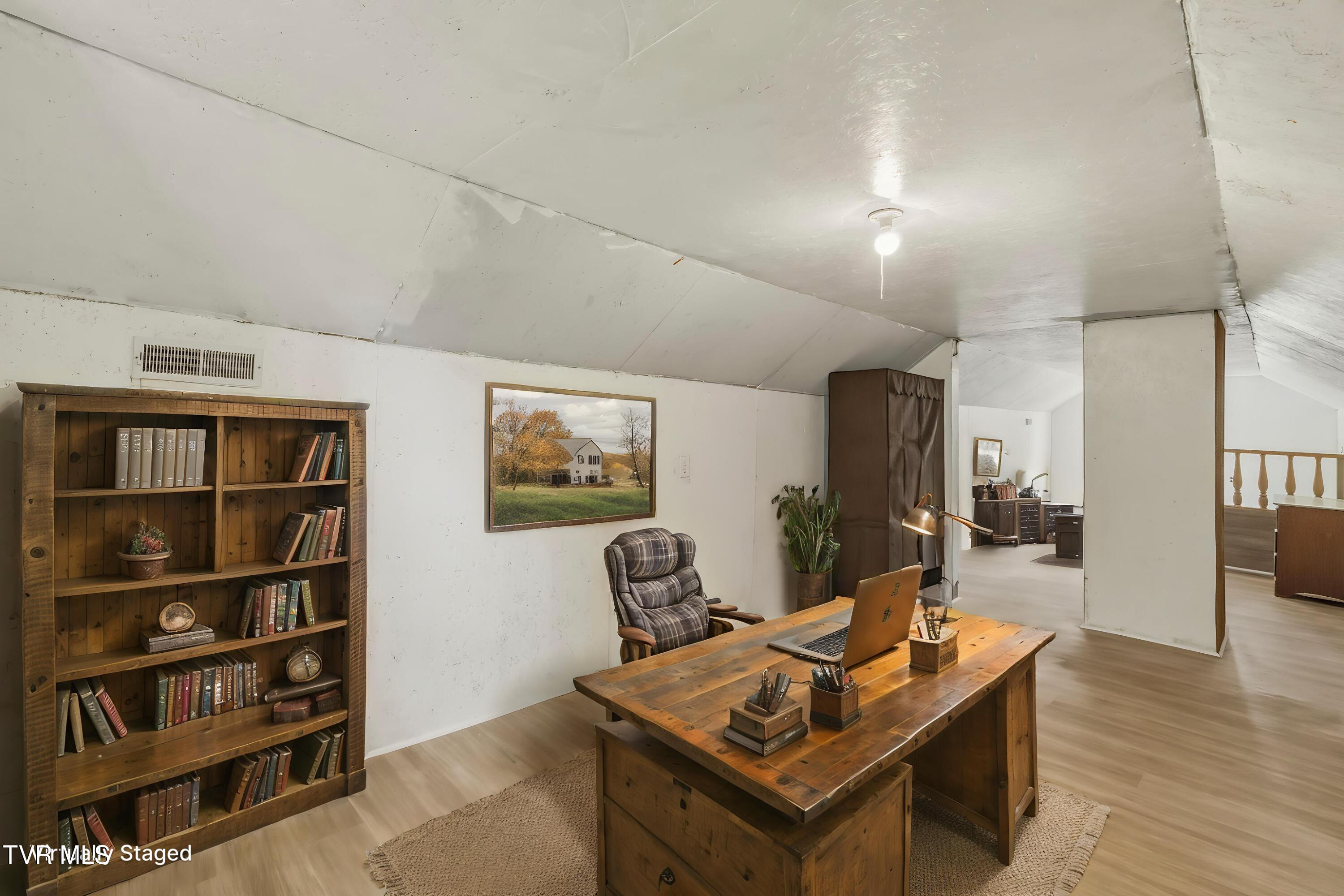 2084 Baileyton Road Greeneville, TN 37745 - Photo 39 of 57 29 - Home Office - Farmhouse - 5