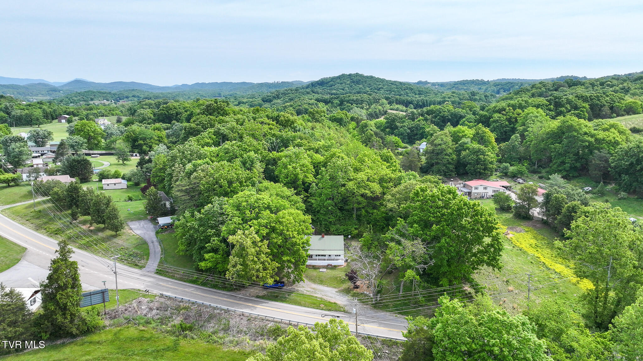 2084 Baileyton Road Greeneville, TN 37745 - Photo 55 of 57 44