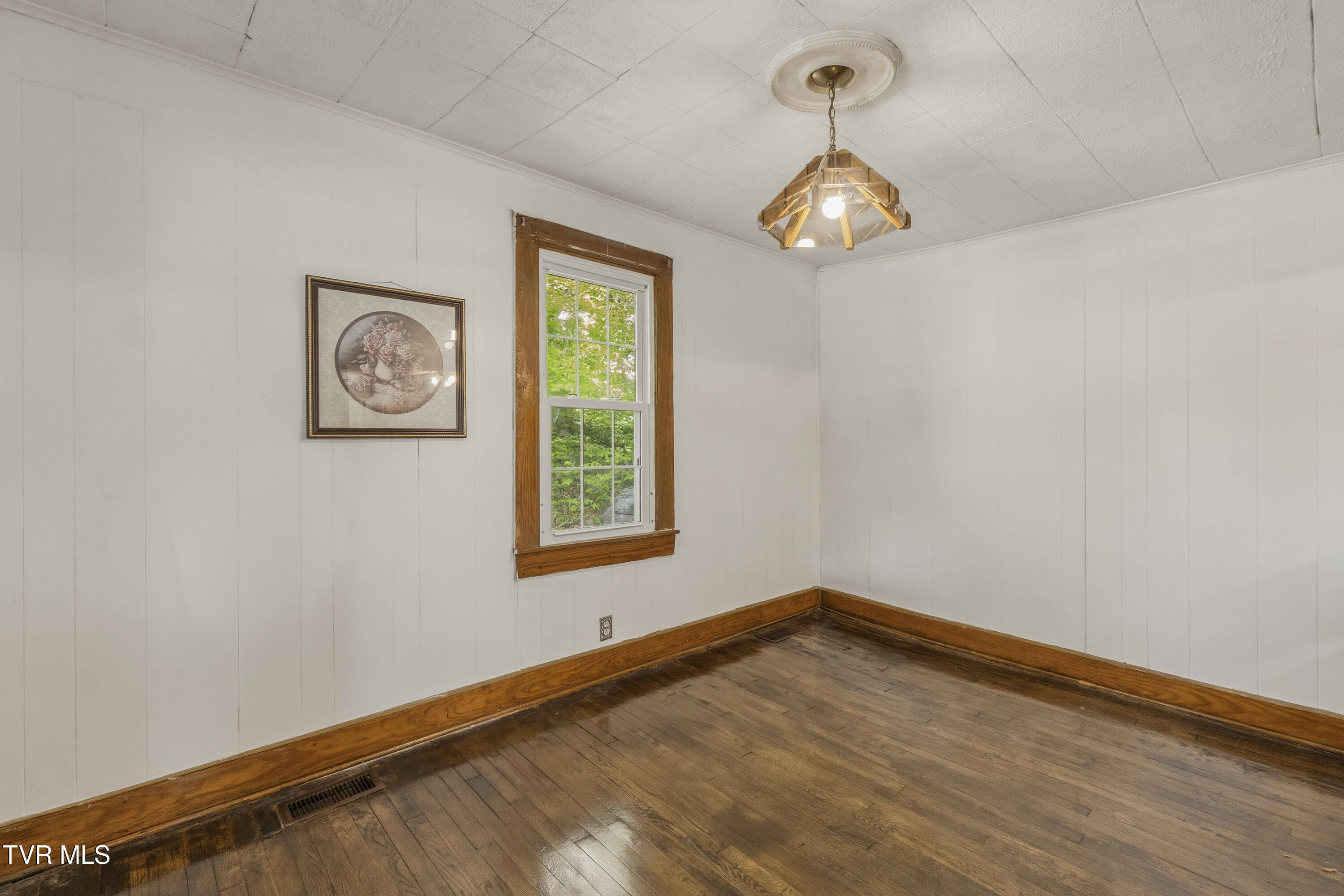 2084 Baileyton Road Greeneville, TN 37745 - Photo 7 of 57 7