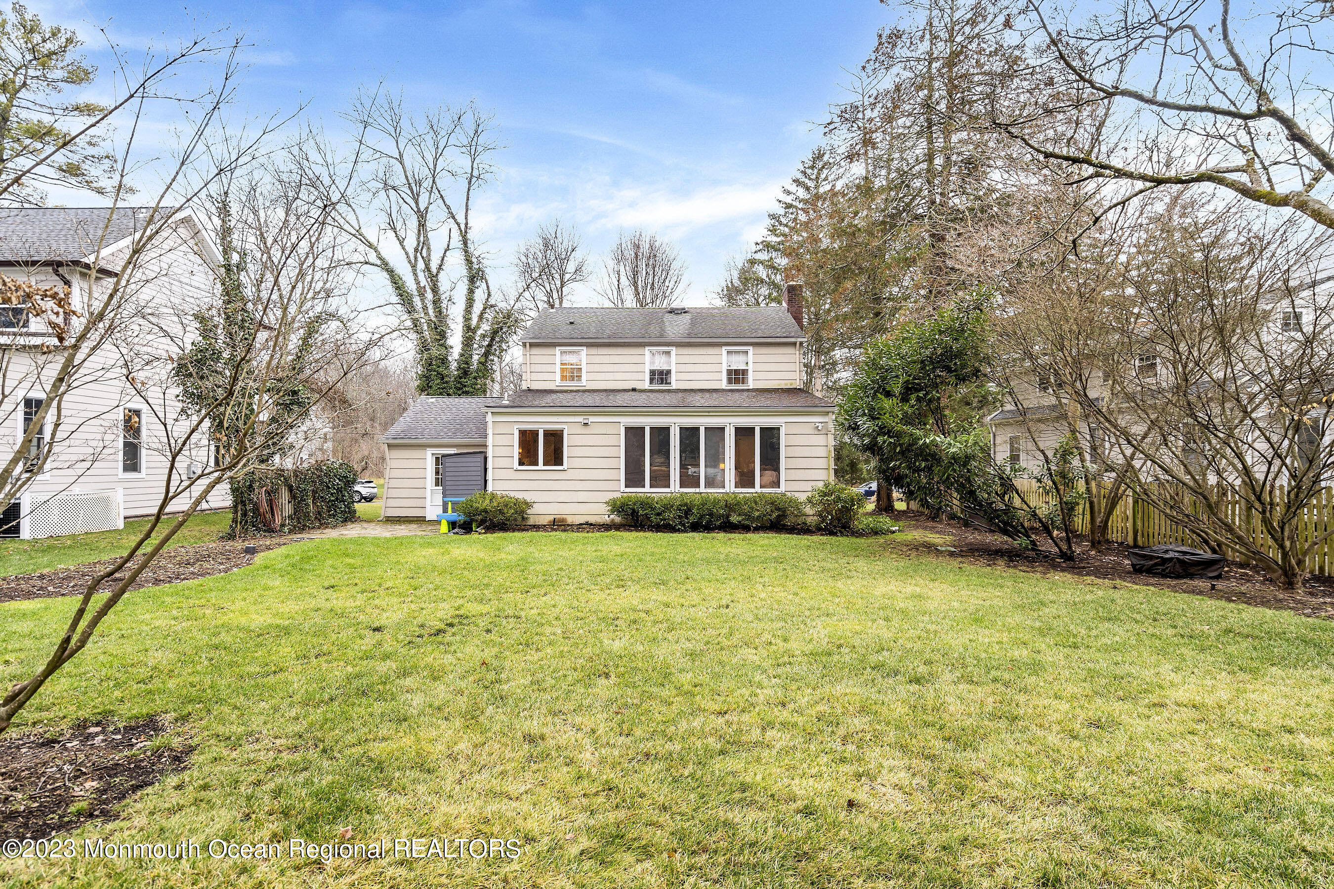 110 End Ave Summit Summit, NJ 07901 - Photo 23 of 25 25-Rear