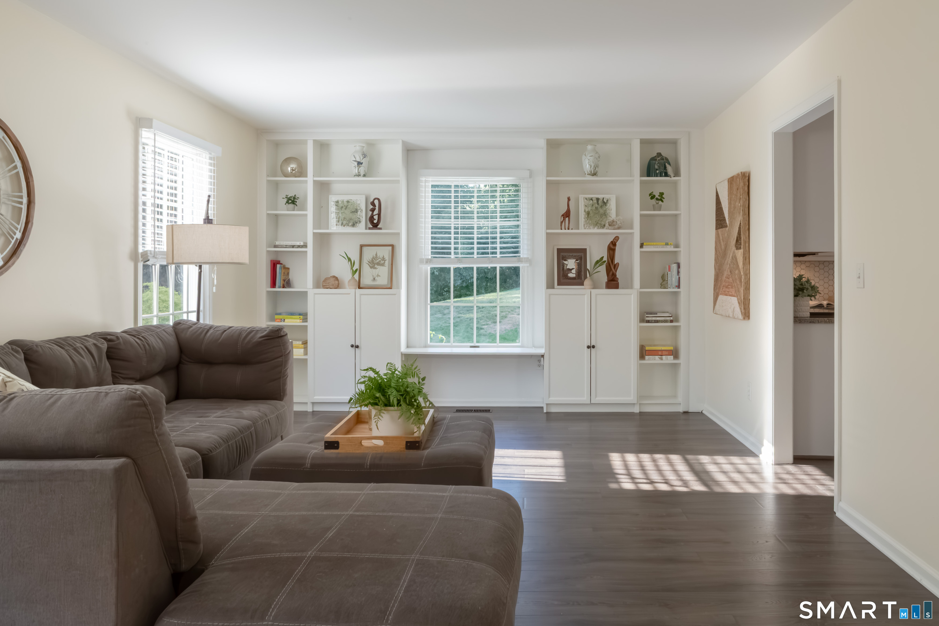 30 Crested Ridge Court Stratford, CT 06614 - Photo 5 of 38