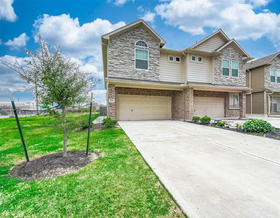 $2,400 | 532 North 6th Street, La Porte, TX 77571