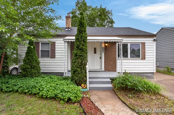 $279,900 | 853 California Street Northwest, Grand Rapids, MI 49504