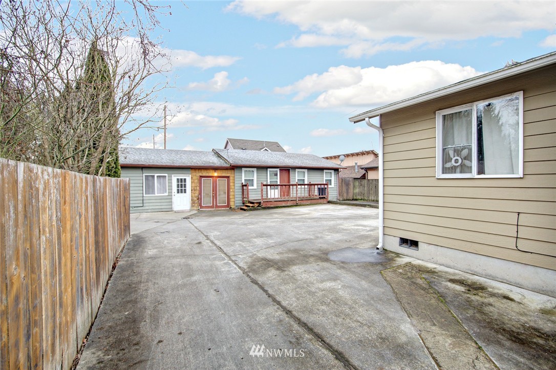 509 Sumner Avenue Sumner, WA 98390 - Photo 17 of 18 Gallery Image 17