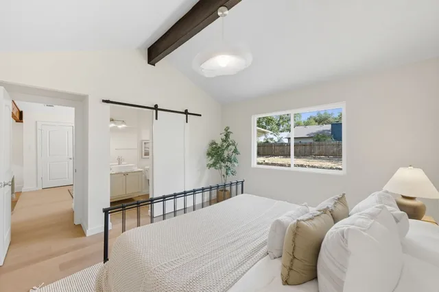 $2,590 | 1114 Stoneoak Lane, Austin, TX 78745